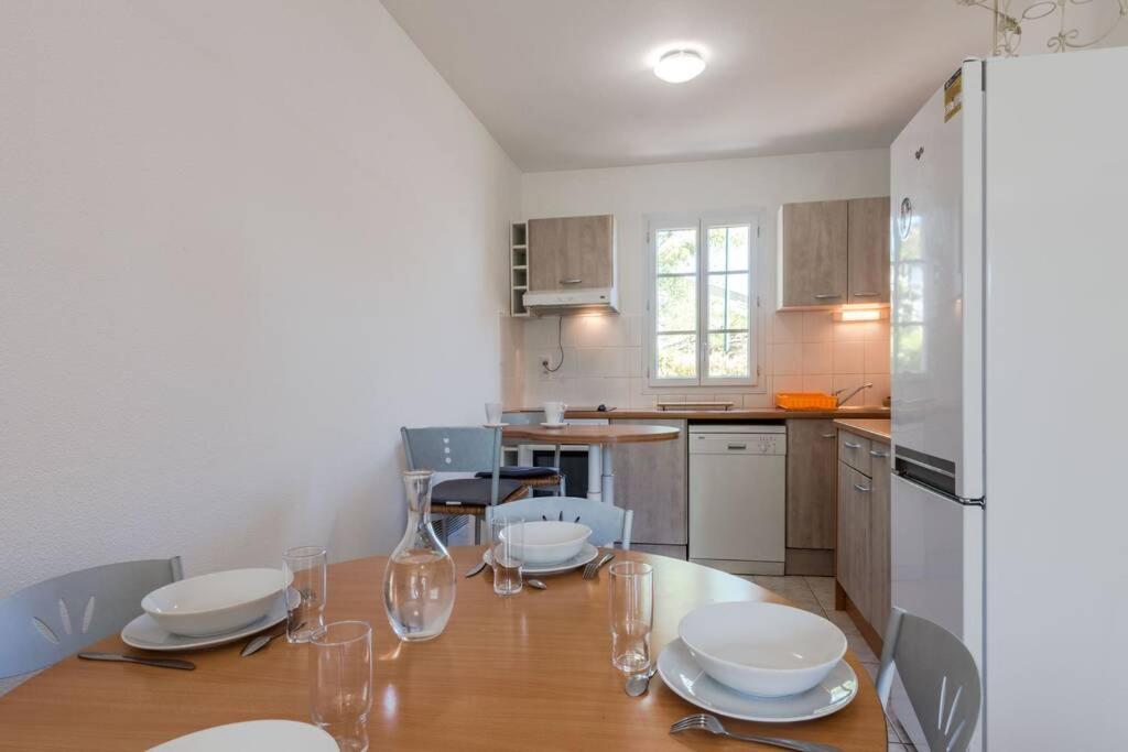 Guest House III Magny-le-Hongre Exterior foto