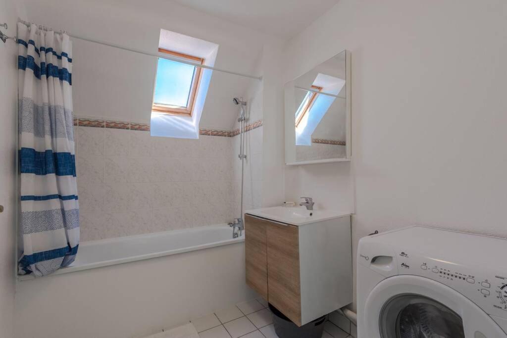 Guest House III Magny-le-Hongre Exterior foto